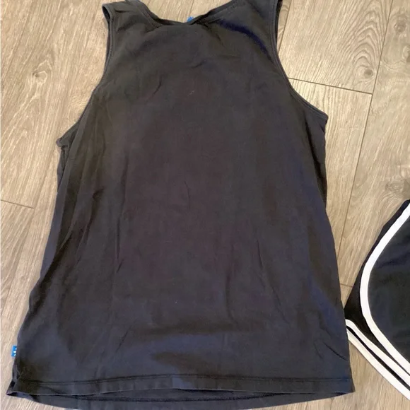 Host Pick ⭐️ Nike & Adidas Bundle of Three - Picture 4 of 9